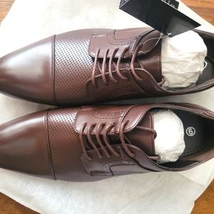 Men's dressy shoes